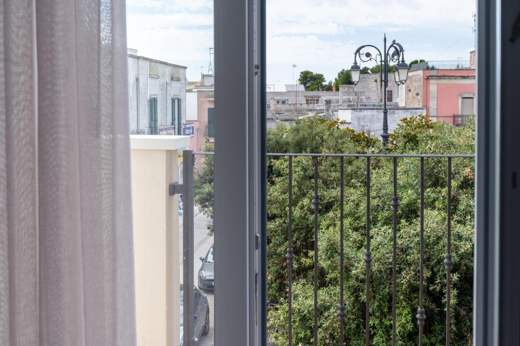 Esterno di Piazza Pertini Rooms 1